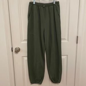 Green Abercrombie sweatpants joggers